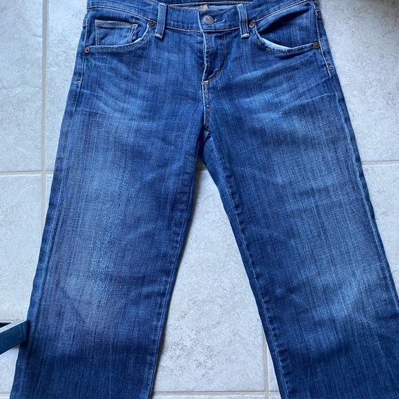 Citizen Of Humanity straight leg capris - Picture 2 of 10